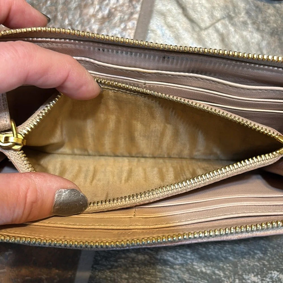 Miu Miu Leather Zip Around Wallet GUC - Picture 4 of 8